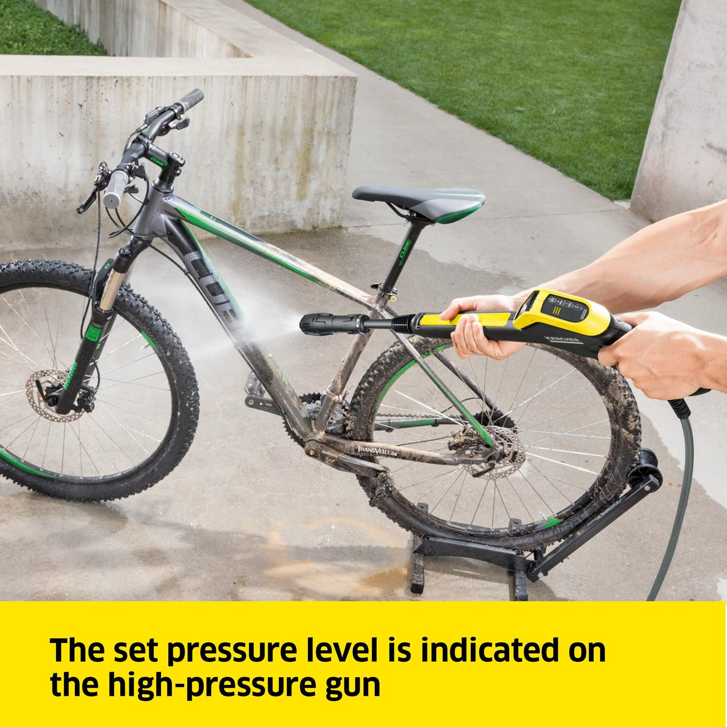 145 Bar High Pressure Washer with 10m Hose, Car & Home Cleaning Kit, 500L/H Flow Rate