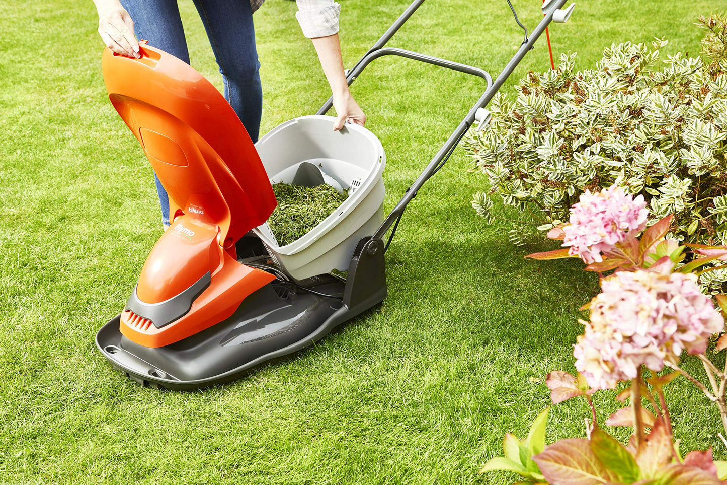 2000W Hover Lawn Mower 36cm Cutting Width with 26L Grass Box, Lightweight & Foldable